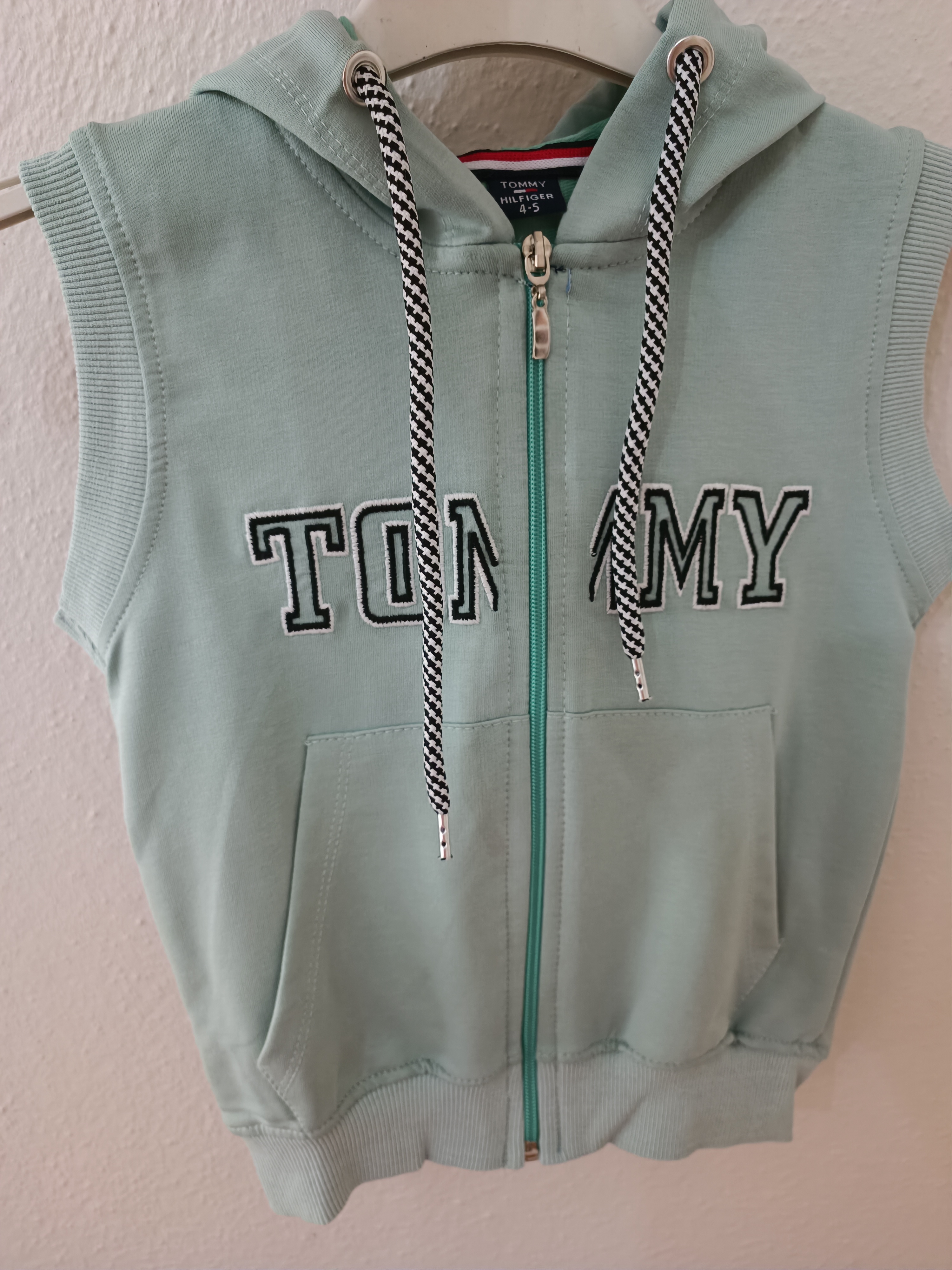 KOPÜŞONLU UNISEX ÇOCUK YELEK (MİNT)